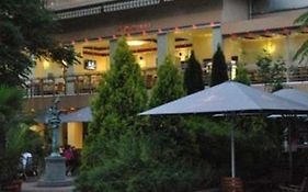 Heat Complex Family Hotel